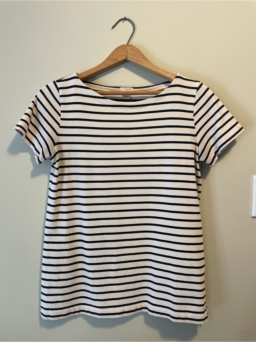$5 ADD-ON✨ J. CREW • Black & Cream Striped Tee